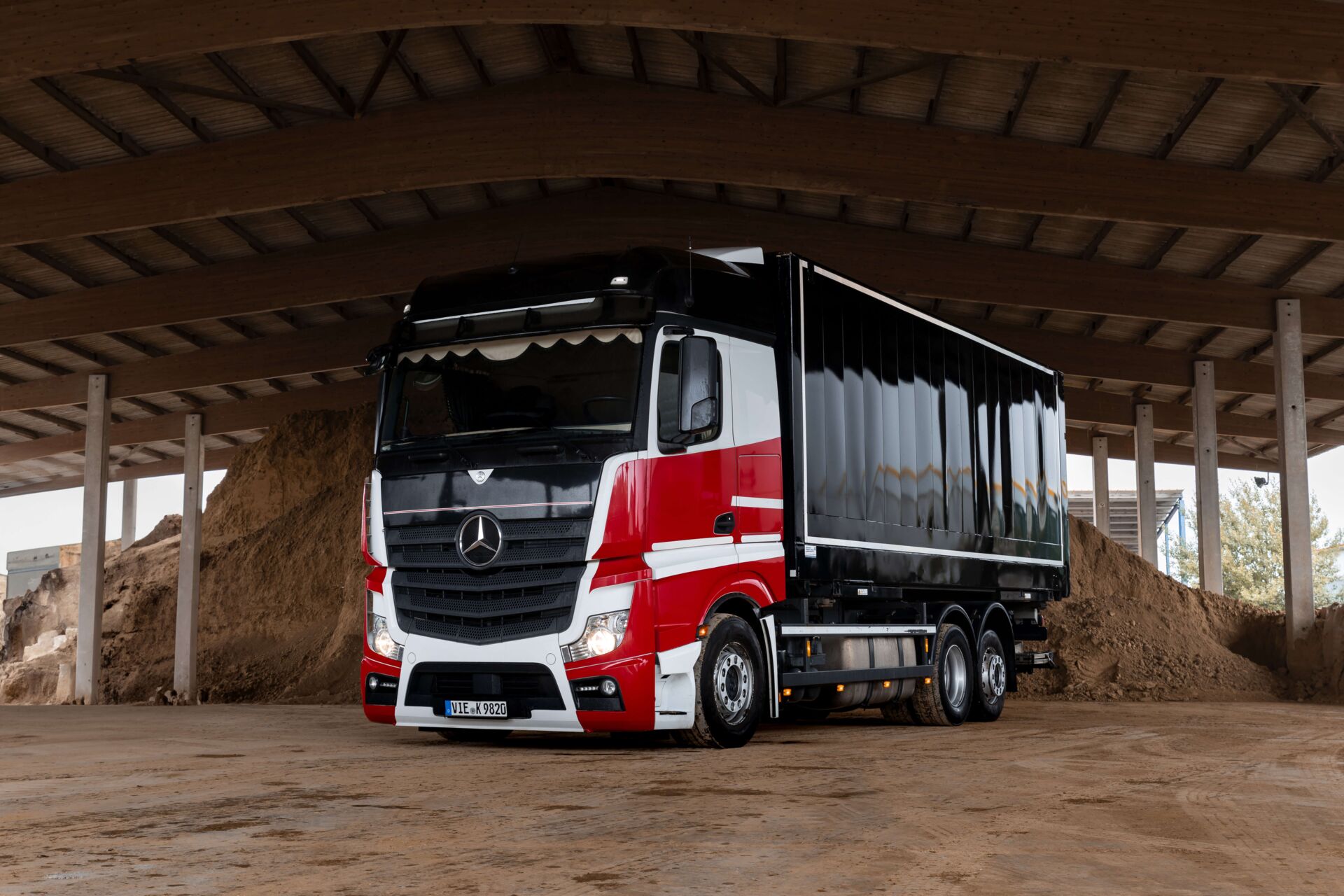 Mercedes Benz Actros MP4 2545